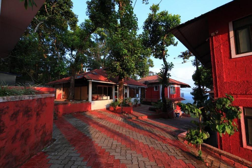 Wanders In Travel Company Hotell Madikeri Eksteriør bilde