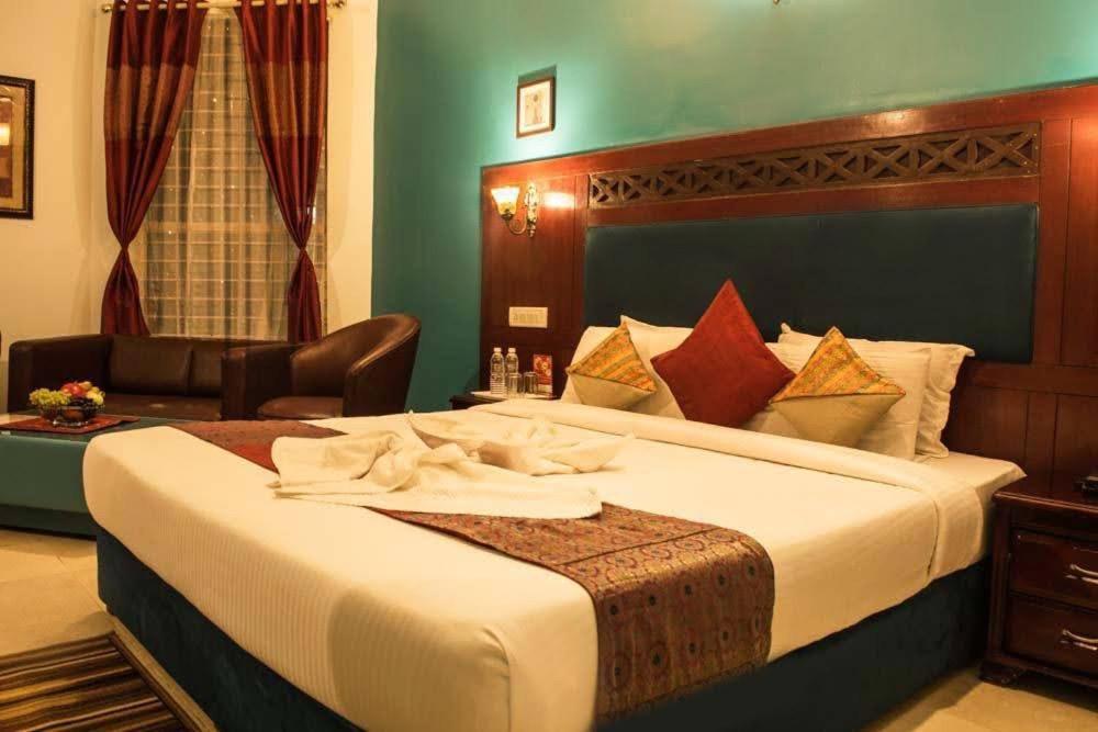 Wanders In Travel Company Hotell Madikeri Eksteriør bilde