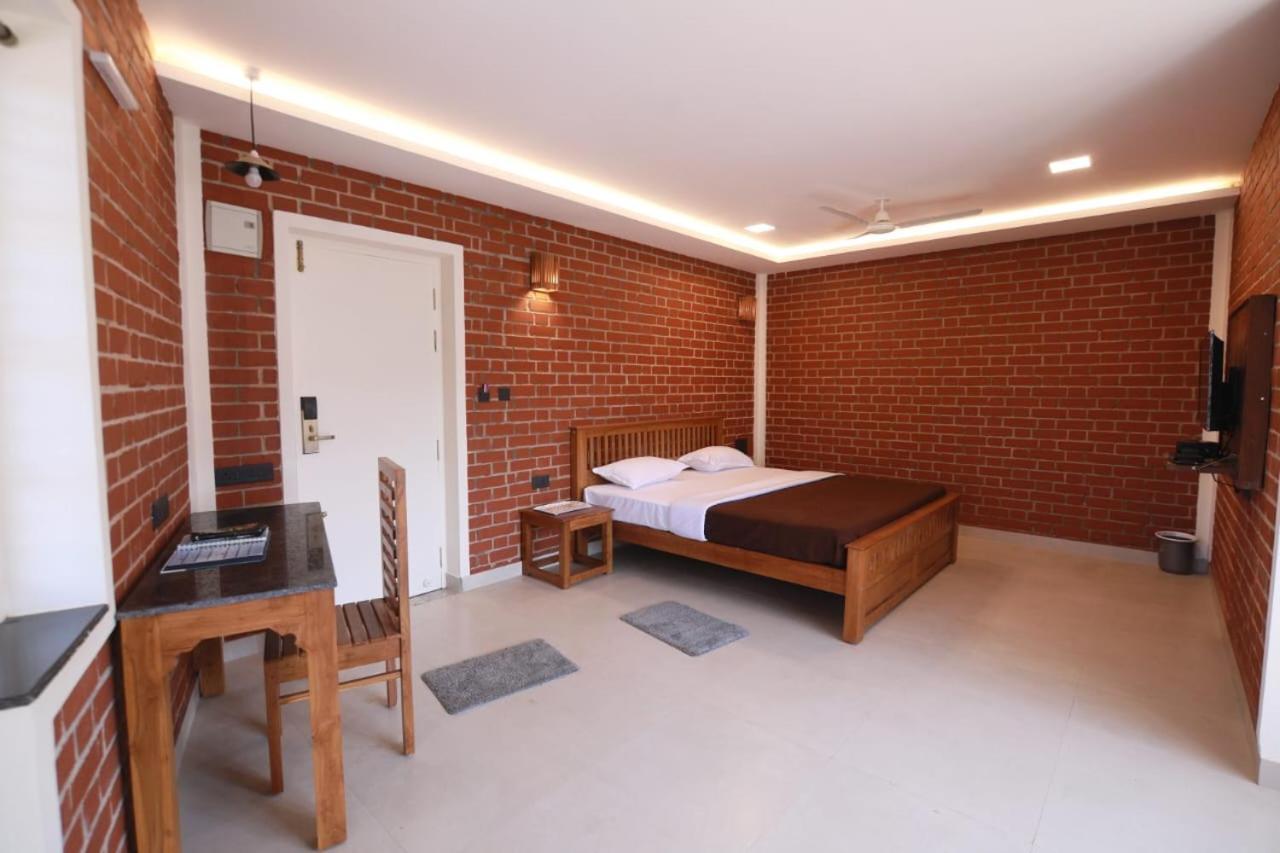 Wanders In Travel Company Hotell Madikeri Eksteriør bilde