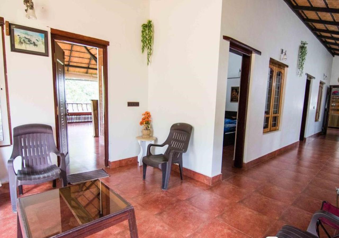 Wanders In Travel Company Hotell Madikeri Eksteriør bilde