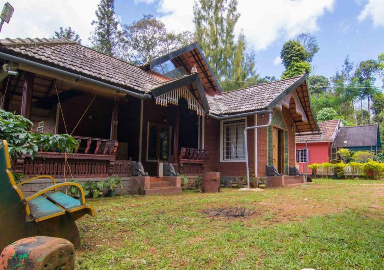 Wanders In Travel Company Hotell Madikeri Eksteriør bilde