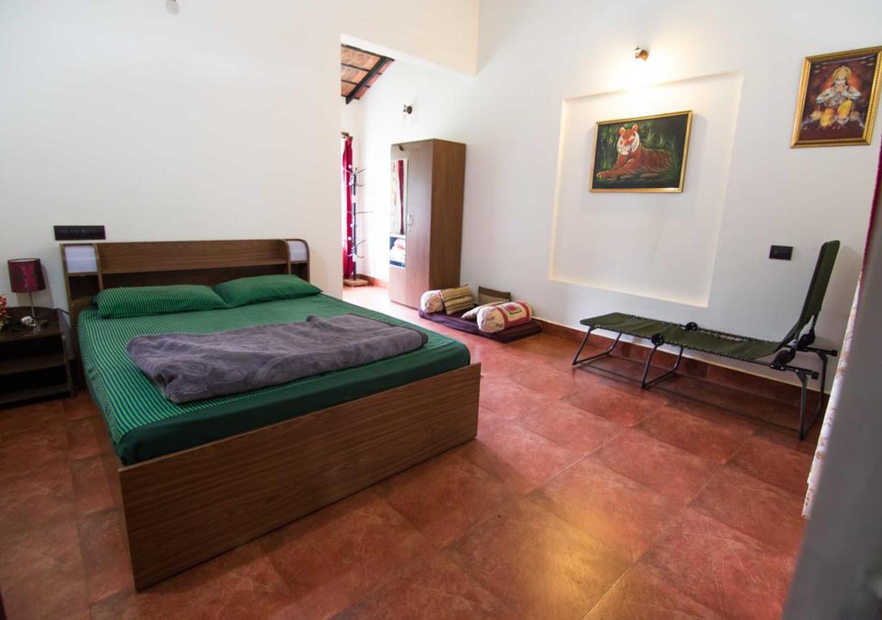 Wanders In Travel Company Hotell Madikeri Eksteriør bilde